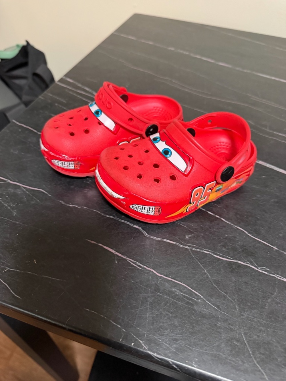Lightning Mcqueen Crocs